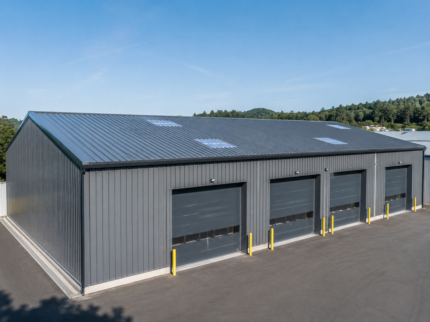 Couverture métallique hangar